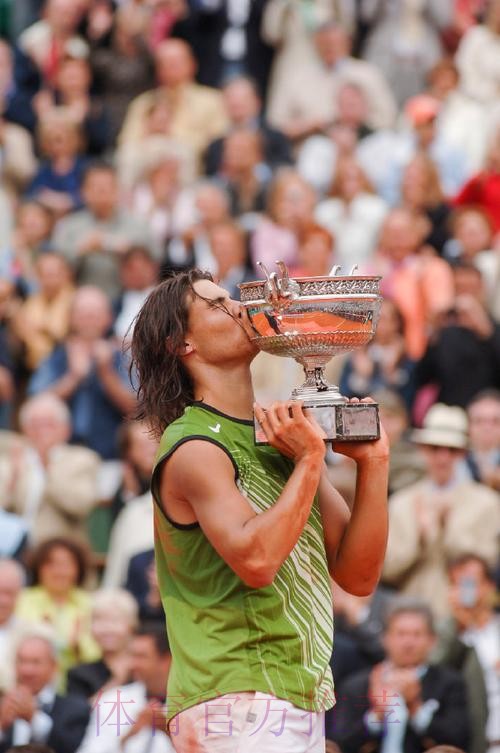 纳达尔:皇马拿欧冠比我赢法网轻松 他们只剩一场了 纳达尔:皇马拿欧冠比我赢法网轻松 他们只剩一场了